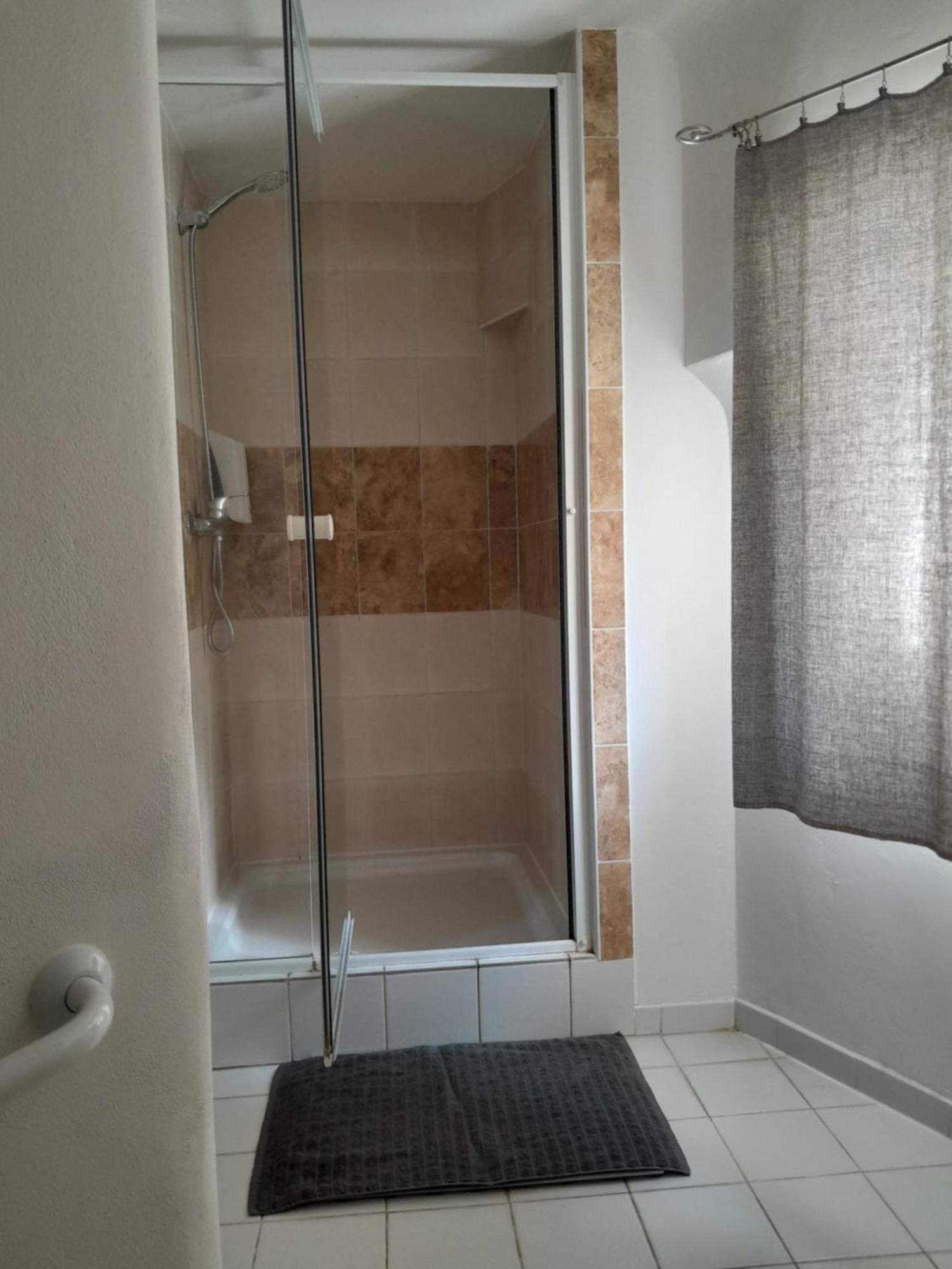Lubert Apartmany S.R.O Praha Exteriér fotografie